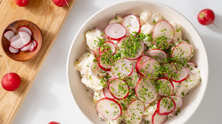 Kold kartoffelsalat med cremefraiche dressing
