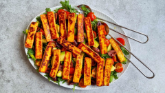 Stegt halloumi med rucolasalat